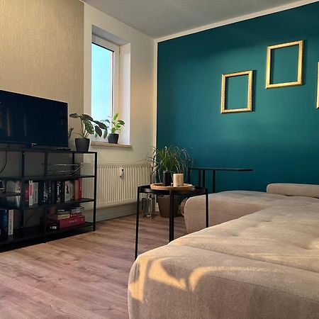 Apartment Juna Mit Tg Stellplatz Лайпциг Екстериор снимка