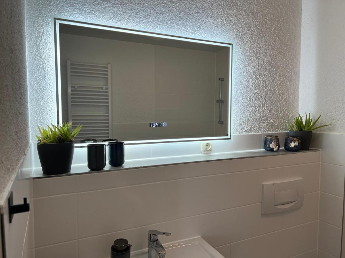 Apartment Juna Mit Tg Stellplatz Лайпциг Екстериор снимка